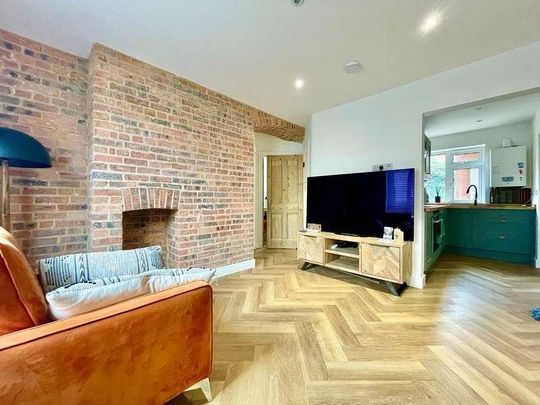 Salisbury Road, Weymouth, DT4 - Photo 1