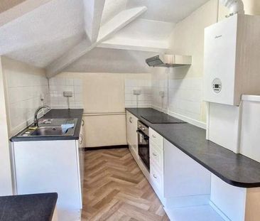 3 bedroom flat to rent - Photo 5
