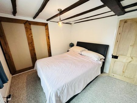 2 bedroom terraced house to rent - Photo 4