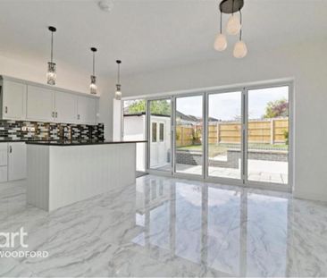 5 bedroom bungalow to rent - Photo 4