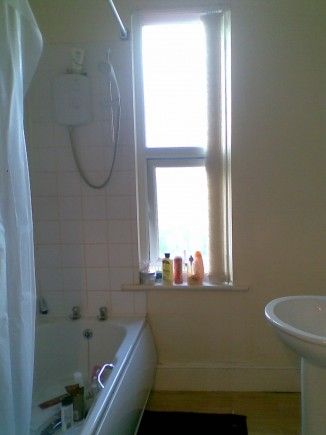 7 Bed Student House - Photo 5