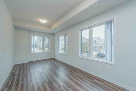 For Lease - 140 Honeycrisp Crescent Unit# 292, Vaughan, Ontario - Photo 4