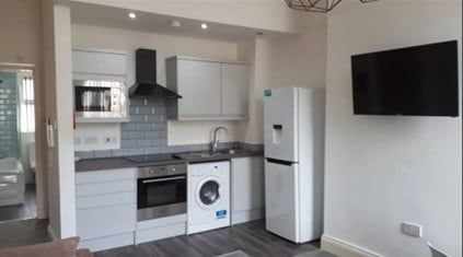 1 Bed Flat, Hampstead Road, L6 - Photo 4