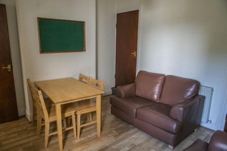 4 bedroom house to rent - Photo 2