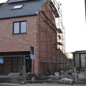 Woning te huur in Nieuwkerken-Waas voor € 1.450 met 3 slaapkamers - Photo 2