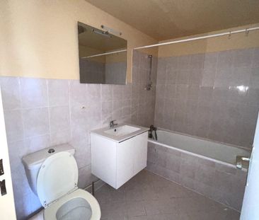 Location Appartement 2 pièces 43m² SAVIGNY SUR ORGE 91600 - Photo 5