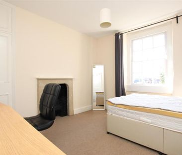 6 bedroom house to rent - Photo 4