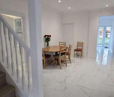 Longfield Avenue, Mill Hill, NW7 - Photo 4