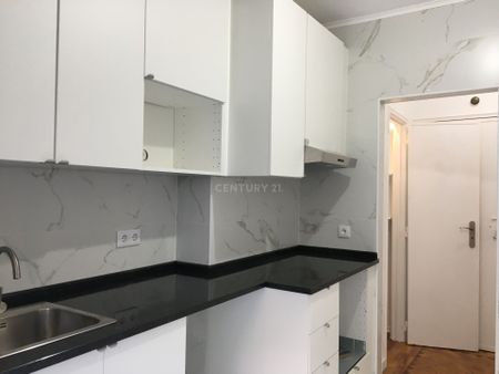 Apartamento T2 para Arrendamento em Benfica - Photo 4