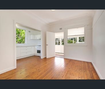 125 Clontarf Street, Seaforth, NSW 2092 - Photo 3