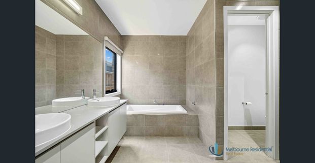 Stunning Spaces. A Modern Masterpiece! - Photo 1