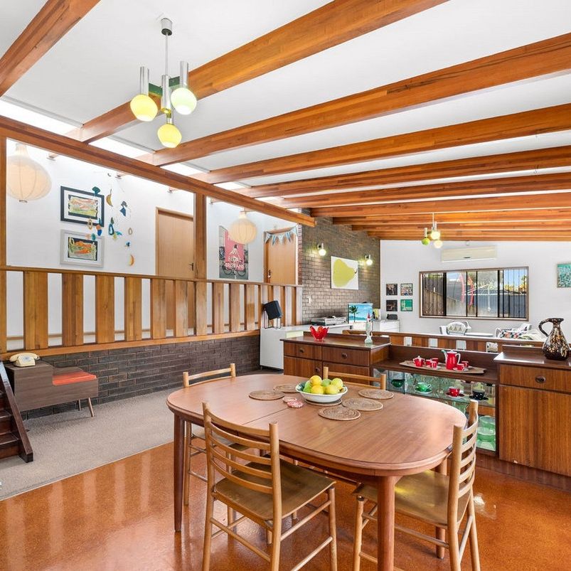 26 Hillock Street, Coorparoo QLD 4151 - House For Rent | Domain - Photo 1