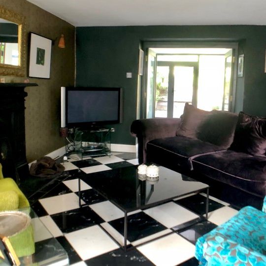 Large room in 3-bedroom house in Howth, Dublin - Photo 1