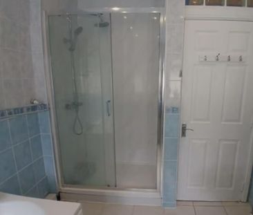 5 bedroom semi-detached house to rent - Photo 6