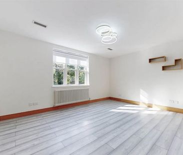 6 bedroom detached house to rent - Photo 1