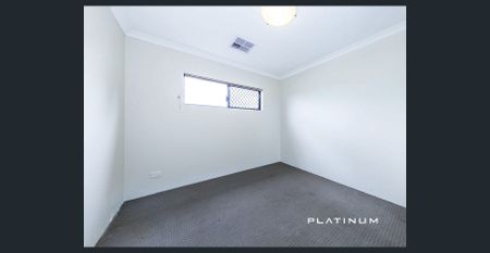 Beautifully Presented Family Home in a Peaceful Location - Photo 4