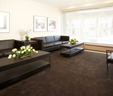 Royale Apartments - Photo 4