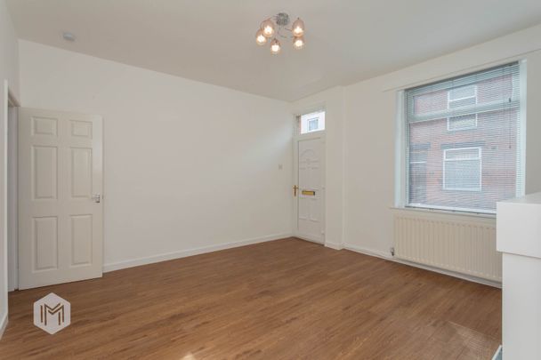 Henry Street - Photo 1