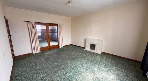 Three Bedroom Home - Photo 1