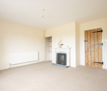 3-Bedroom Semi-Detached Cottage - Photo 5