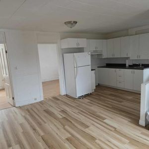 Grand 5 /12 à louer - Photo 2