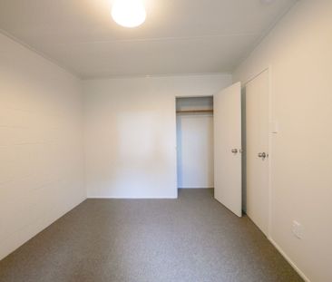 Renovated two bedroom unit - Photo 2