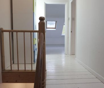 4 bedroom semi-detached house to rent - Photo 2