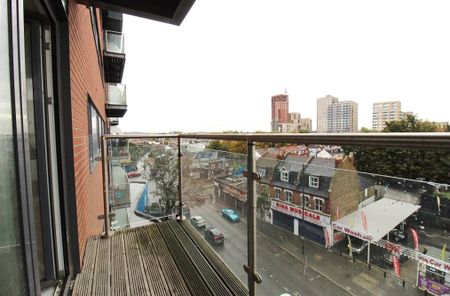 The Green, Southall, UB2 4FF - Photo 5