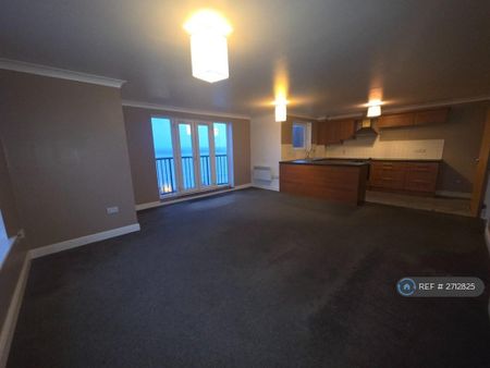 2 bedroom flat to rent - Photo 2
