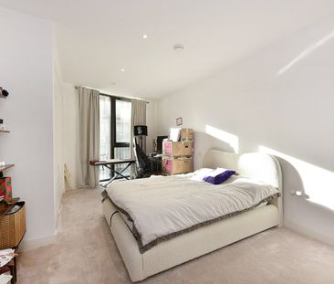 1 Bed Flat, Mercier Court, E16 - Photo 2