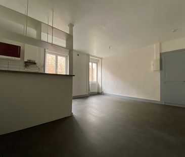 Location Appartement 1 pièce 42m² BESANCON 25000 - Photo 2