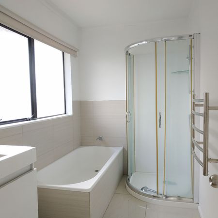 3-BEDROOM IN GOLFLANDS - Photo 3