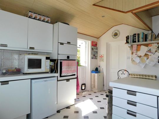 Ormond Road South, Dublin - Photo 1