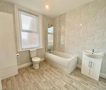 Victoria Road East, Hebburn - Photo 6