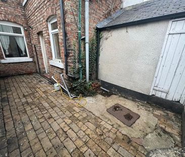 2 bedroom terraced house to rent - Photo 1