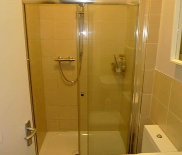 Apartment 2 3 Sandown Park, Kings Road, Belfast, BT5 6JP - Photo 3