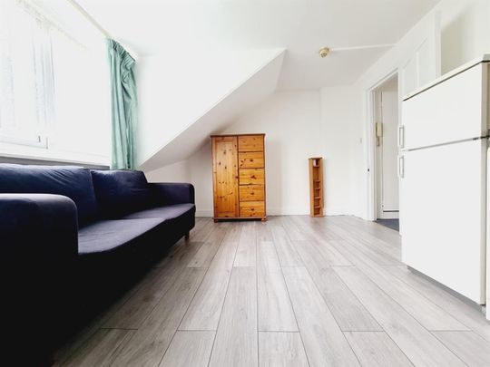 Stamford Hill, Hackney, London N16 - Photo 1