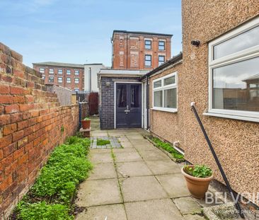Terraced House to rent on - Photo 3