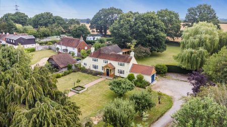 Newpound, Wisborough Green, RH14 - Photo 2