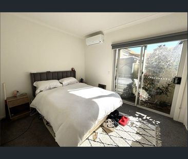 Comfort, Convenience and Space to Unwind - Photo 3