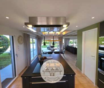 Location Maison 6 pièces 160m² CHENS SUR LEMAN 74140 - Photo 5