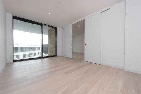 Starboard Way, London, E16 2JW - Photo 2