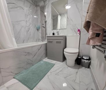 2 bedroom maisonette to rent - Photo 5