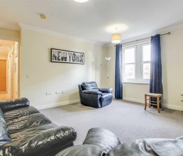 4 bedroom apartment to rent - Photo 1