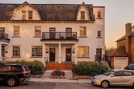 Lower Town - Photo 4