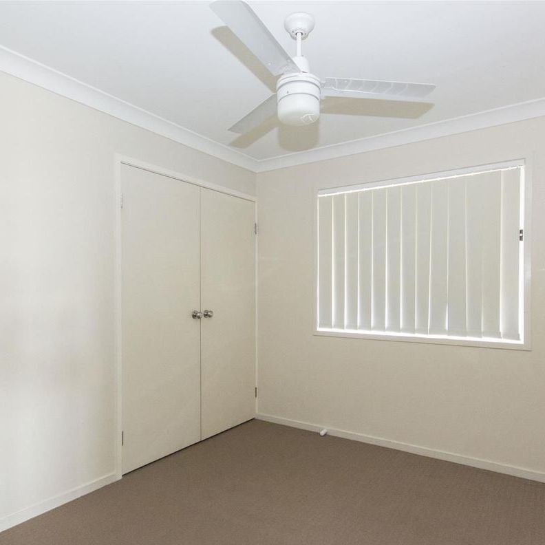 Spacious 4 Bedroom Home - Photo 1