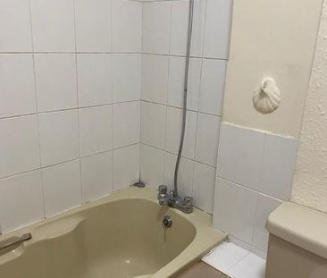 Studio to rent - Photo 6