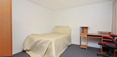 Long Meadow Way, CT2 7BT, Canterbury - Photo 2