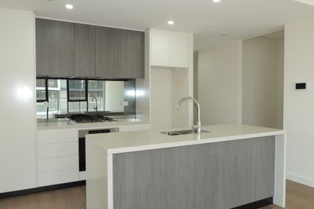 Modern 2-bedroom Apartment! - Photo 3