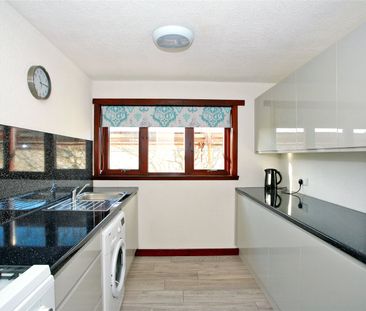 2 bedroom apartment to rent - Photo 6